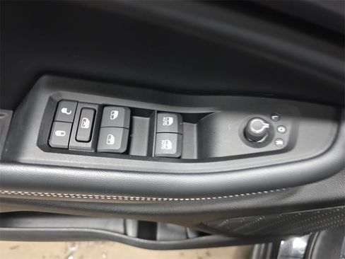 Used 2024 Jeep Grand Cherokee Altitude image 28