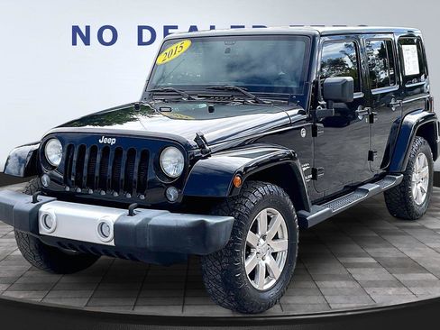 Used 2015 Jeep Wrangler Unlimited Sahara w/ Connectivity Group AWD/4WD image 1