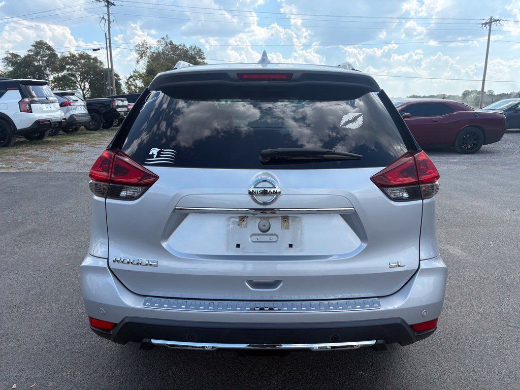 Used 2020 Nissan Rogue SL w/ Premium Package FWD image 6