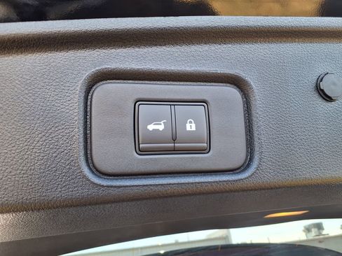 New 2026 Nissan Pathfinder SL AWD/4WD image 16