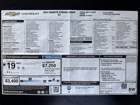 Used 2024 Chevrolet Corvette Stingray Premium Cpe w/ Z51 Performance Package RWD image 33
