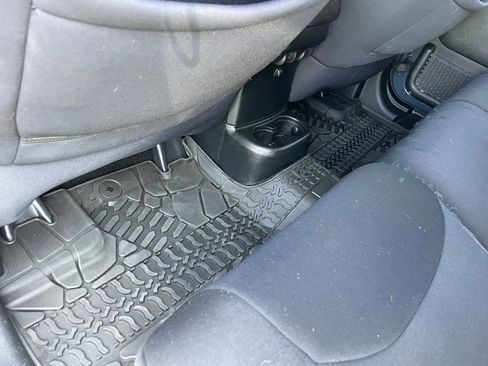 Used 2017 Jeep Wrangler Unlimited Sport image 8