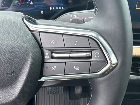 New 2026 Chevrolet Equinox ACTIV w/ Convenience Package III FWD image 28