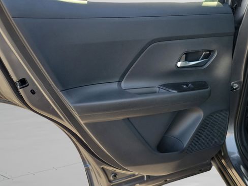 New 2026 Nissan Kicks SV image 9