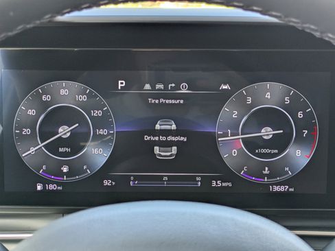 Certified 2023 Kia Carnival SX FWD image 26