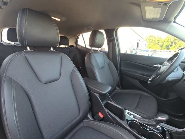 Used 2025 Buick Encore GX Preferred w/ Comfort Package FWD image 18