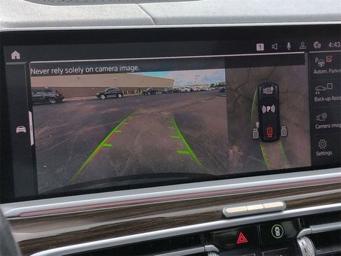 Used 2020 BMW X7 xDrive40i w/ Premium Package image 15