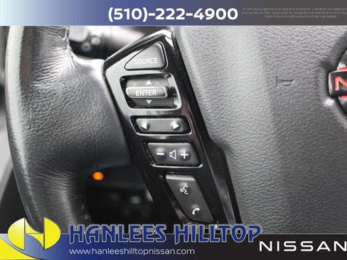 Used 2022 Nissan Frontier PRO-4X w/ Pro-4X Premium Package image 33