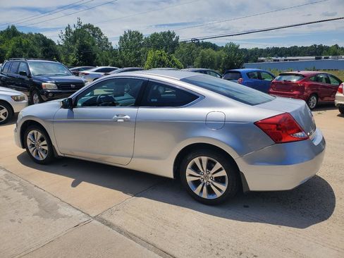 Used 2011 Honda Accord EX image 9