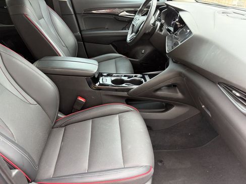 Used 2023 Buick Envision Essence w/ Sport Touring Package AWD/4WD image 6