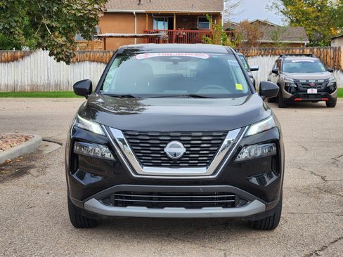 Used 2023 Nissan Rogue S image 6