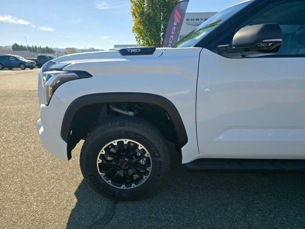 Used 2023 Toyota Sequoia Limited AWD/4WD image 19