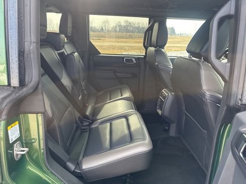 Used 2025 Ford Bronco Outer Banks image 40