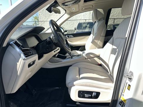 Used 2022 BMW X7 xDrive40i w/ Premium Package AWD/4WD image 26