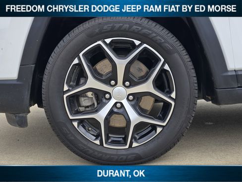 Used 2024 Jeep Compass Limited AWD/4WD image 7