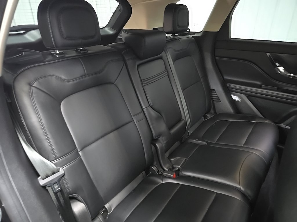 Used 2024 Lincoln Corsair AWD image 18