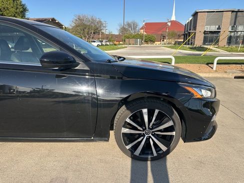 Used 2022 Nissan Altima 2.5 SR image 7