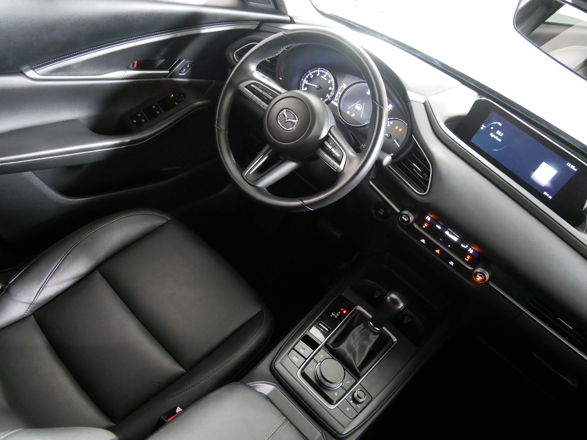 Used 2022 MAZDA CX-30 AWD 2.5 S w/ Select Package image 9