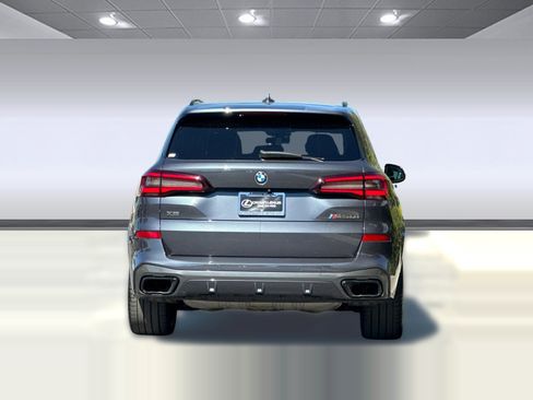 Used 2020 BMW X5 M50i image 9