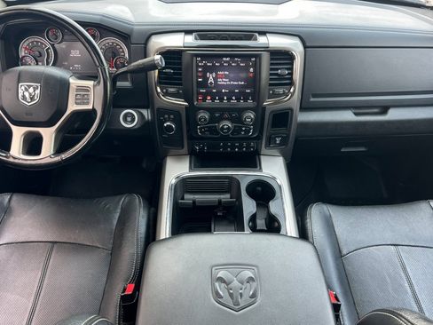 Used 2018 RAM 3500 Laramie w/ Sport Appearance Group AWD/4WD image 10