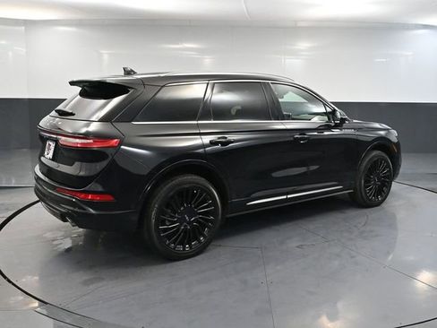 Used 2022 Lincoln Corsair Reserve w/ Equipment Group 201A image 6