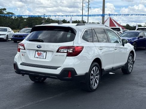 Used 2018 Subaru Outback 2.5i Touring AWD/4WD image 7