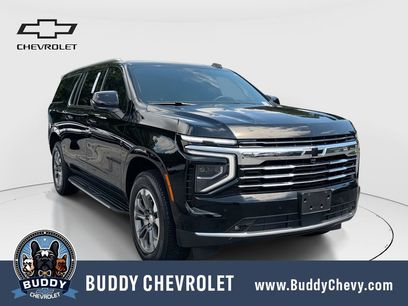 Used 2025 Chevrolet Suburban LT w/ Comfort Package