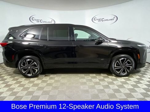 Certified 2025 Buick Enclave Sport Touring AWD/4WD image 8