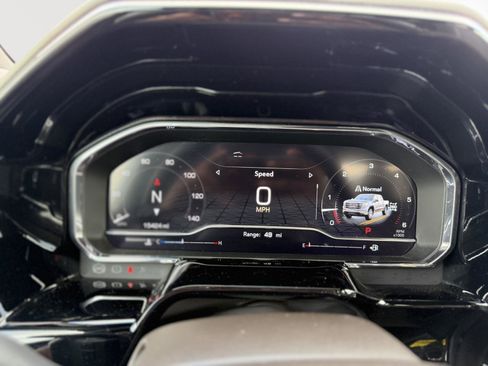 Used 2025 GMC Sierra 1500 SLT image 13