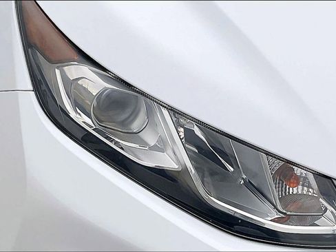 Used 2018 Chevrolet Volt LT image 32