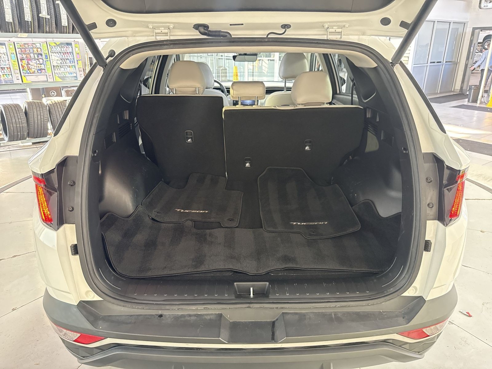 Used 2023 Hyundai Tucson SEL w/ Convenience Package AWD/4WD image 27
