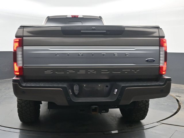 Used 2018 Ford F250 Limited AWD/4WD image 9