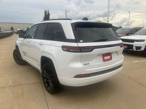 New 2026 Jeep Grand Cherokee Limited AWD/4WD image 8