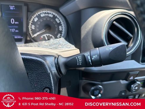 Used 2019 Toyota Tacoma TRD Sport RWD image 23