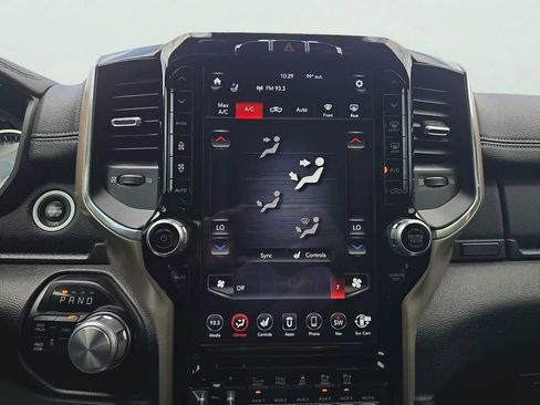 Used 2019 RAM 2500 Laramie AWD/4WD image 24