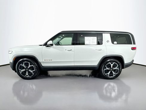 Used 2024 Rivian R1S Adventure AWD/4WD image 8