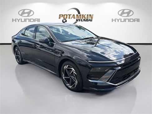 New 2026 Hyundai Sonata SEL image 3