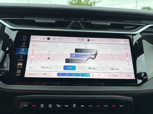 New 2026 Jeep Cherokee Limited AWD/4WD image 4