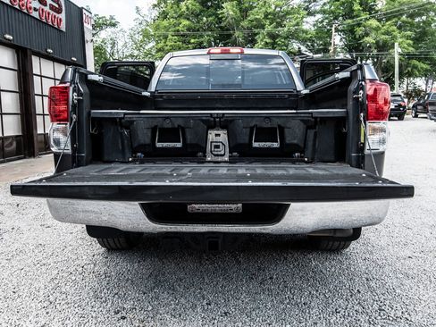 Used 2013 Toyota Tundra 2WD Double Cab w/ SR5 Pkg image 26