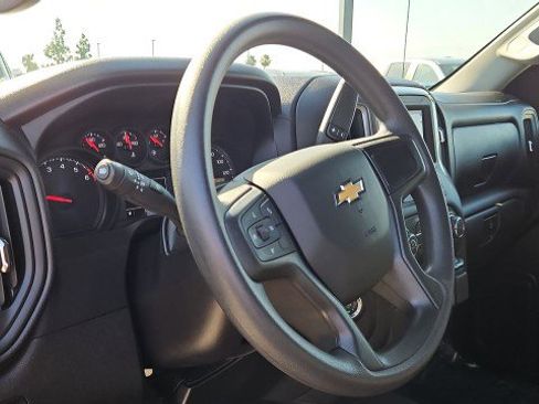 Used 2026 Chevrolet Silverado 1500 Custom w/ Turbomax Blackout Package RWD image 11