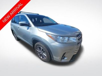 Used 2019 Toyota Highlander XLE