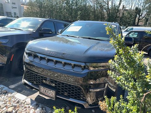 New 2026 Jeep Grand Wagoneer 4WD image 1