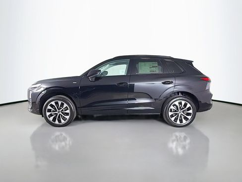 New 2026 Audi Q3 quattro 2.0T AWD/4WD image 4