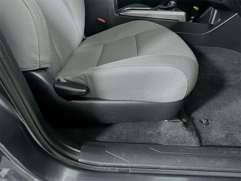 Used 2021 Toyota Tacoma SR5 image 22