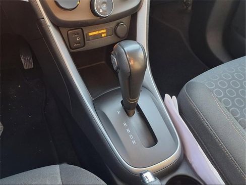 Certified 2020 Chevrolet Trax LS w/ Tint and Cruise Package image 9