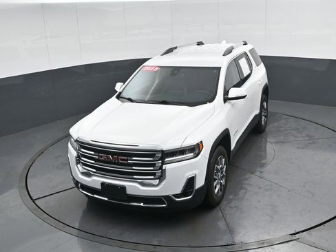 Used 2023 GMC Acadia SLT image 45