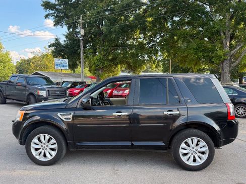 Used 2012 Land Rover LR2 HSE AWD/4WD image 7