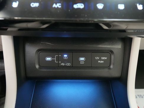 Used 2025 Hyundai Tucson Limited image 44