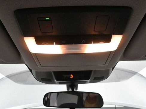 Used 2023 Nissan Rogue SV image 24