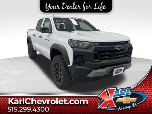 New 2026 Chevrolet Colorado Trail Boss AWD/4WD image 1